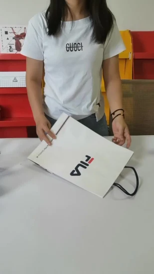 Bolsas de regalo de compras de papel superior de facturación blanca con logotipo personalizado reciclado